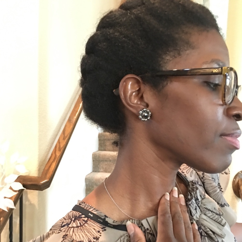 Simply Vera Vintage Charcoal Grey Stud Earrings